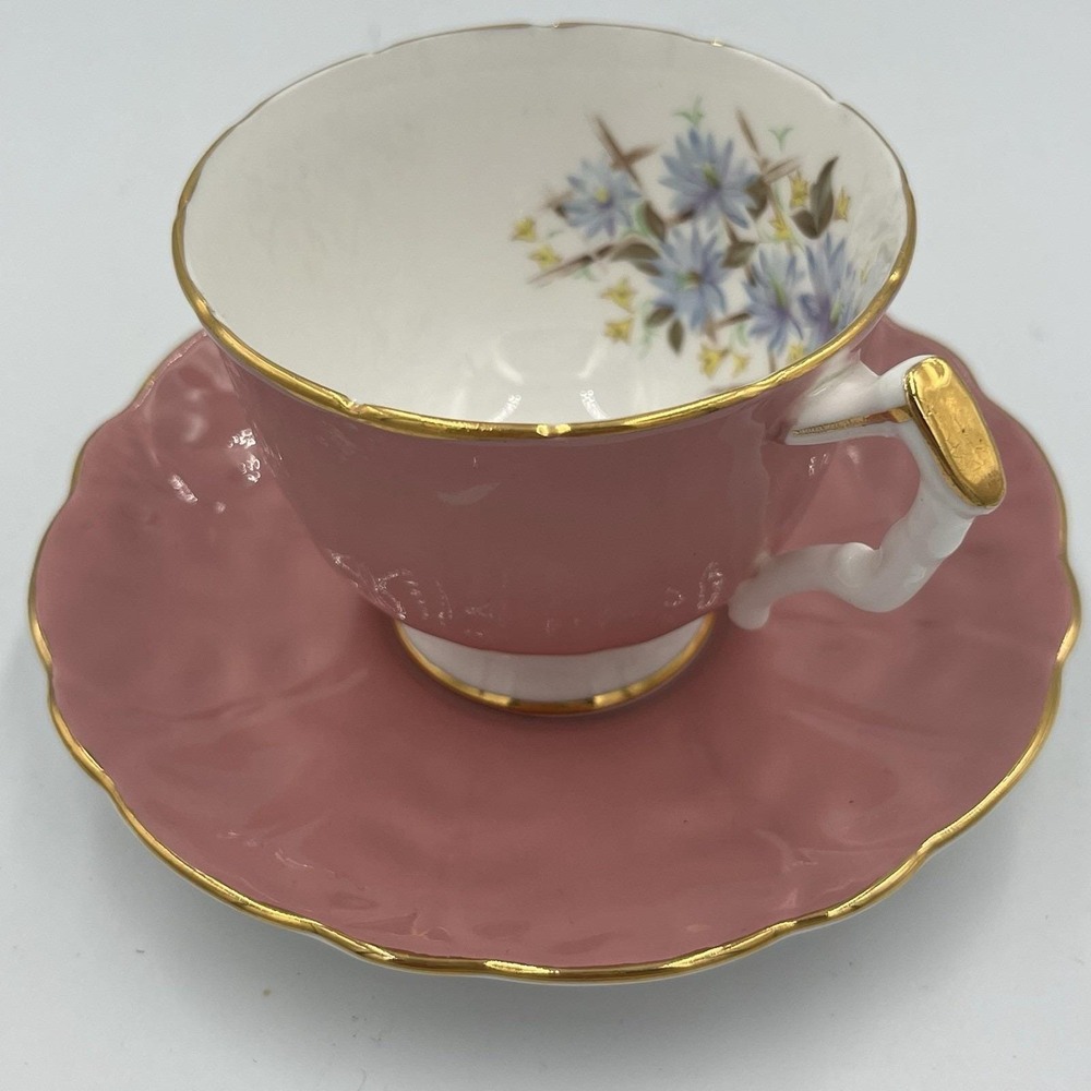 Vintage Aynsley Cornflower Pink Tea Cup‎ & Saucer Trellis Floral Gold Trim